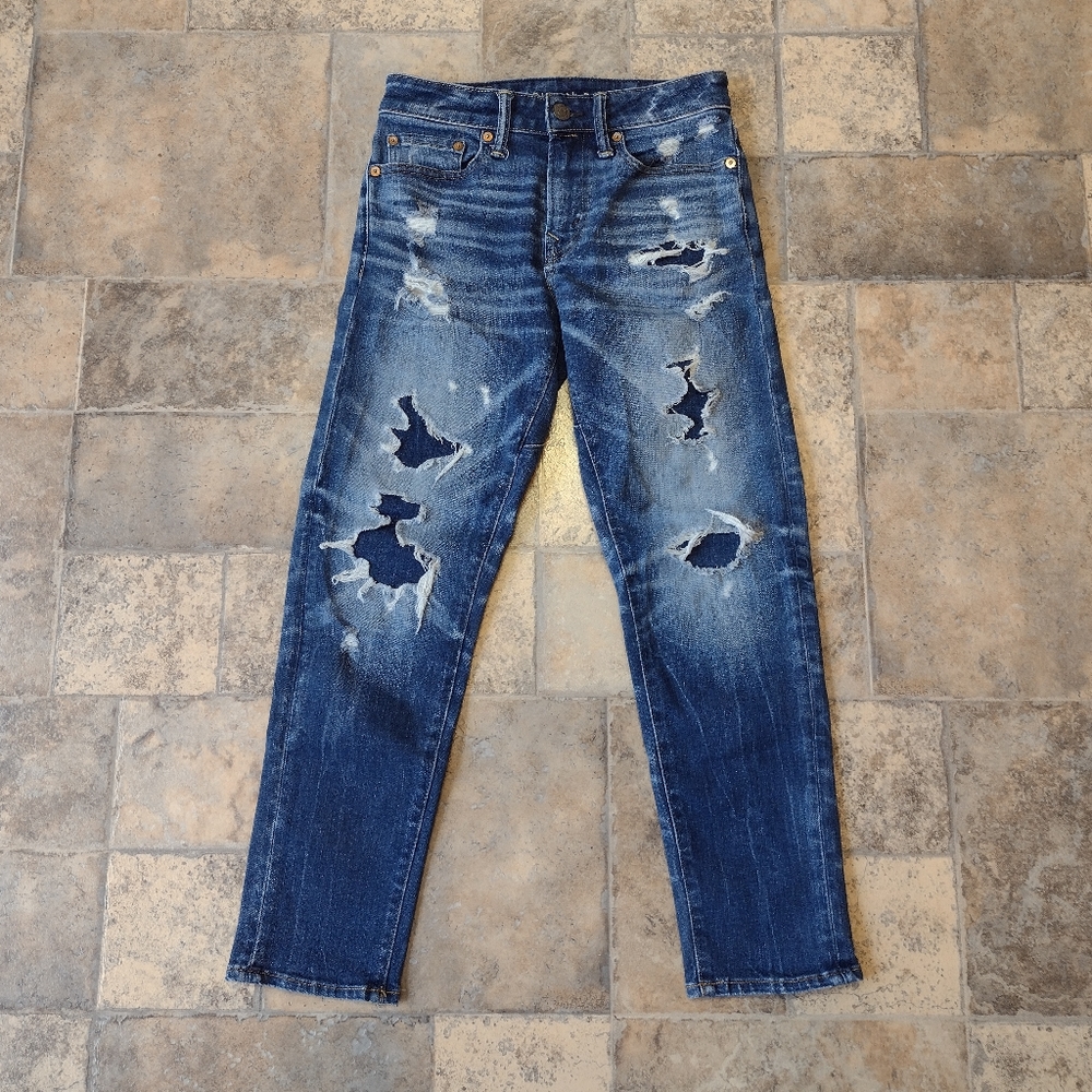 American Eagle Airflex Plus Move-Free Athletic destroyed jeans 26x28
